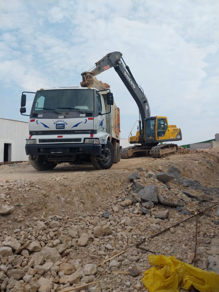 about titan builders photo